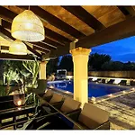 Villa Encinas