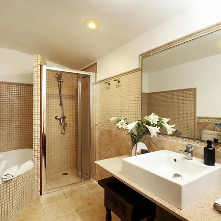 Encinas * פורט דה פולנסה