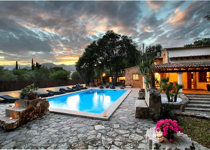 Encinas Villa Port de Pollenca