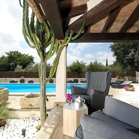 Villa Encinas