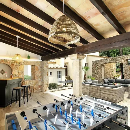 Villa Encinas *