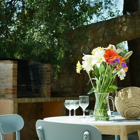 Encinas Villa