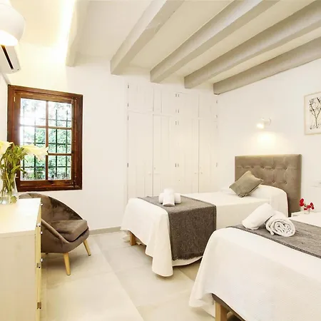 Villa Encinas *