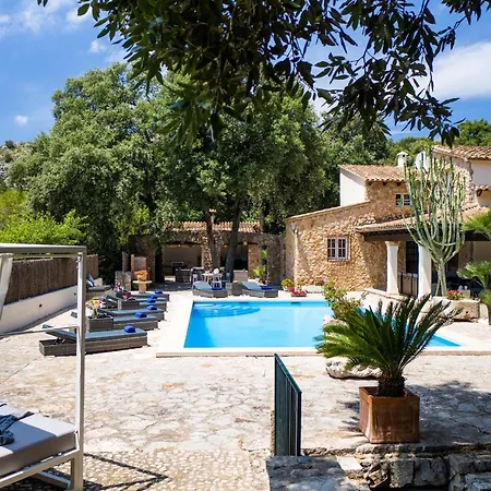 Encinas Villa *
